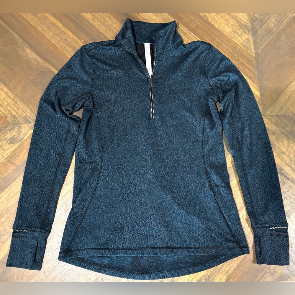 Lululemon Blue Outrun 1/2 zip - size 6